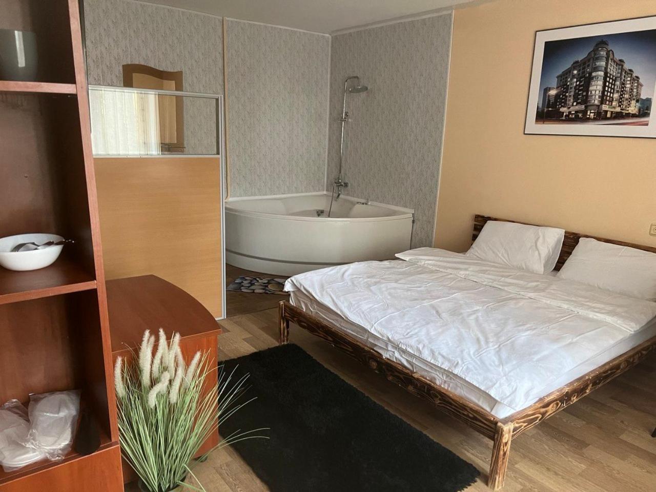Hostel Krone Gok Zatishok Κίεβο Εξωτερικό φωτογραφία